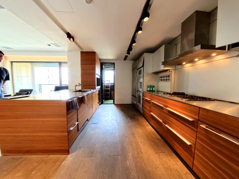 Rm 2302 No 8 Lakeville Regency(6)