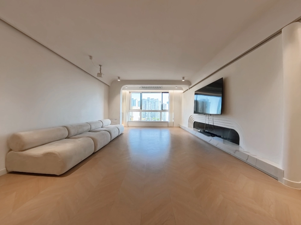 Rm 2303 No 11 Grand Jewel Apartment