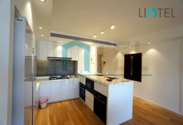 Rm 2304 No 11 Century Metropolis(8)