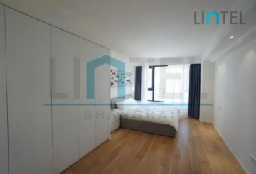 Rm 2304 No 11 Century Metropolis(9)