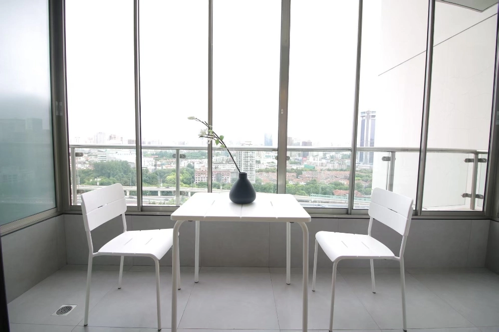 Rm 23A No D1 Top of City(3)
