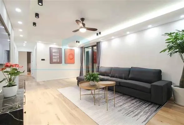 Rm 2401 No 12 Century Metropolis