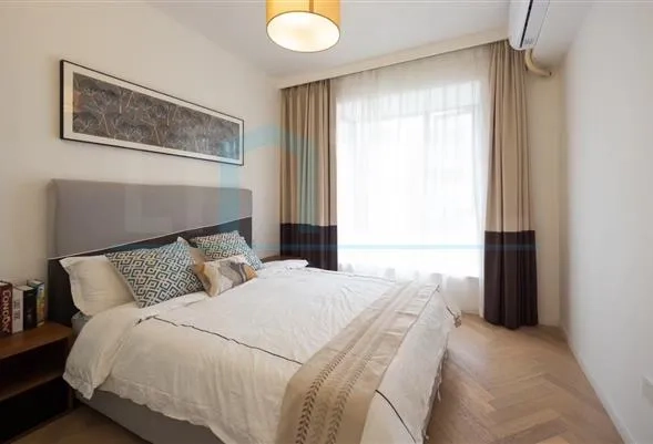 Rm 2402 No 11 First Block Avenue(6)