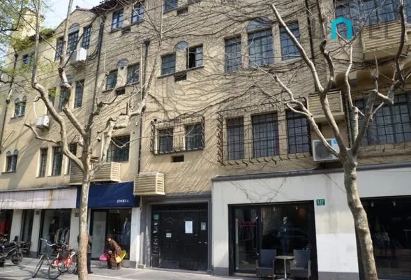 Rm 25 No 135 Wukang Road(14)