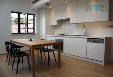 Rm 25 No 135 Wukang Road(5)