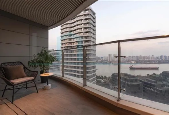 Rm 2502 No 2 Nove Mansion(3)