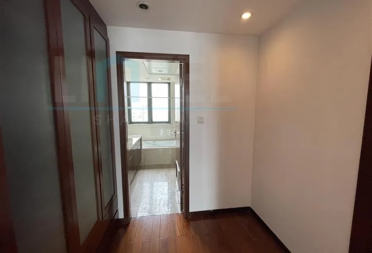 Rm 2503 No 17 Yanlord Riverside Garden(8)