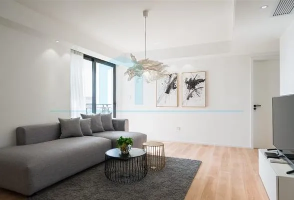 Rm 2506 No 10 Century Metropolis