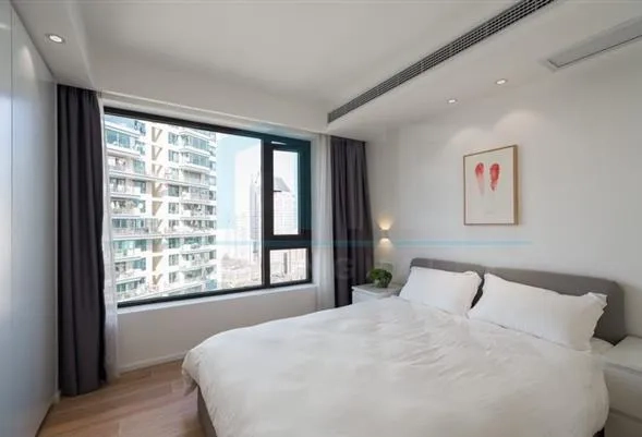 Rm 2506 No 10 Century Metropolis(7)