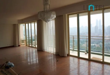 Rm 2507 No 3 Central Residence I