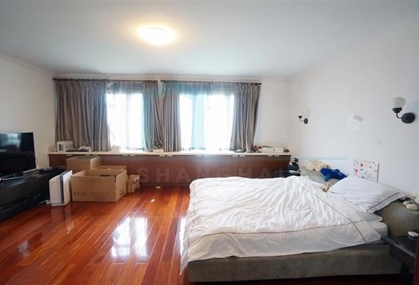 Rm 2508 No 3 Central Residence I(15)