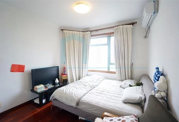Rm 2508 No 3 Central Residence I(18)
