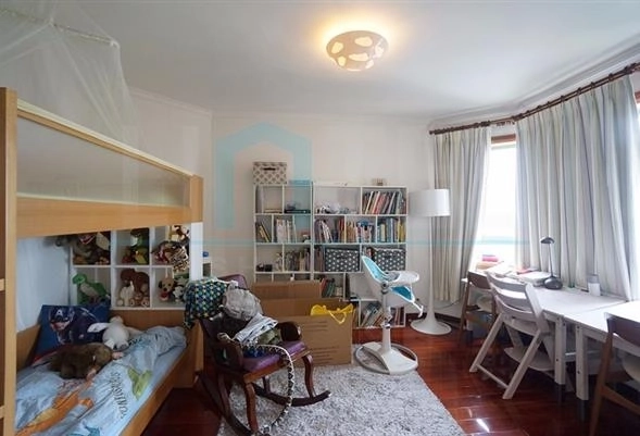 Rm 2508 No 3 Central Residence I(20)