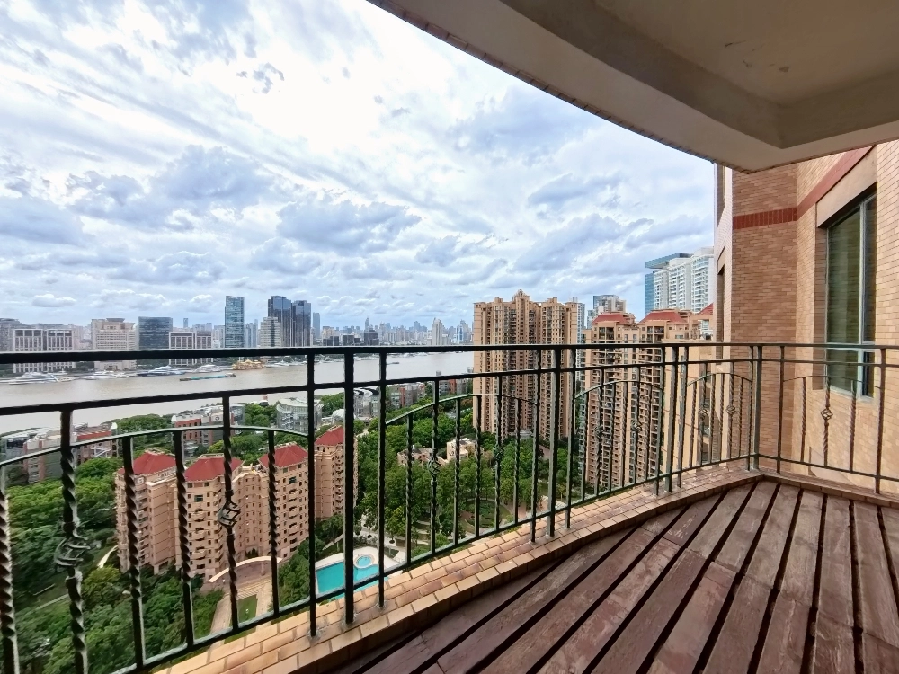 Rm 25B No 21 Yanlord Garden I & II(2)