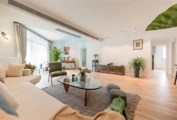 Rm 25E No 1 Lane 123 Yanping Road