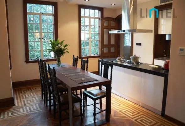 Rm 26 No 731 Huashan Road(4)