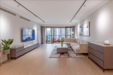 Rm 2601 No 18 Lakeville Regency(2)