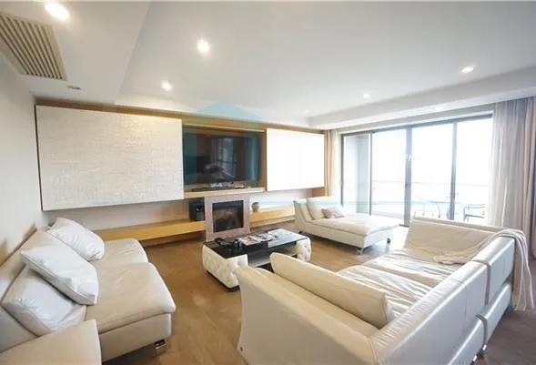 Rm 2601 No 2 Central Residence II(2)