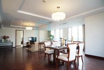 Rm 2601 River House(6)