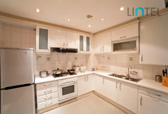 Rm 2602 No 28 Yanlord Garden I & II(6)