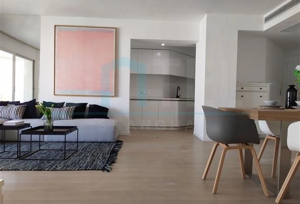 Rm 2602 No 5 Central Residence I(3)