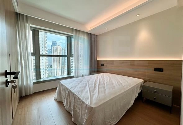 Rm 2603 No 4 Eight Park Avenue(10)
