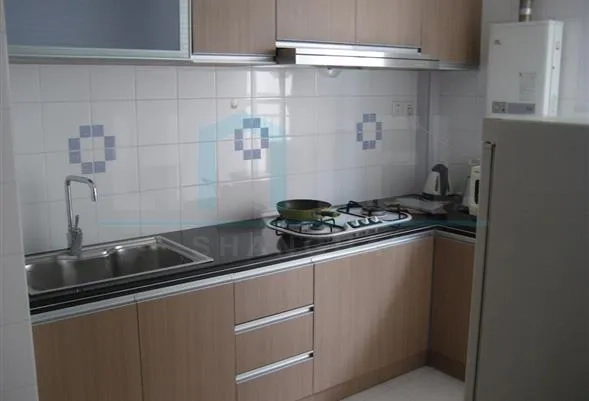 Rm 2604 Jing'an International Plaza(5)