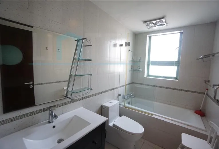 Rm 2608 No 3 Central Residence I(12)