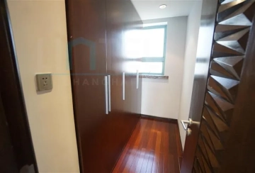 Rm 2608 No 3 Central Residence I(17)