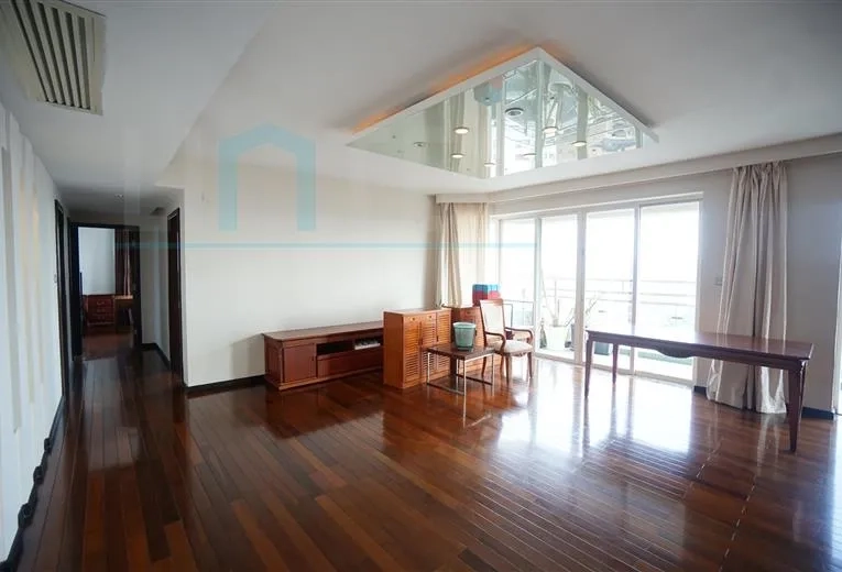 Rm 2608 No 3 Central Residence I(6)