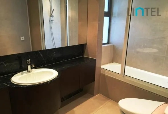 Rm 26C No 6 City Condo(7)