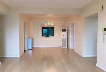 Rm 26D No 1 Ambassy Court(2)