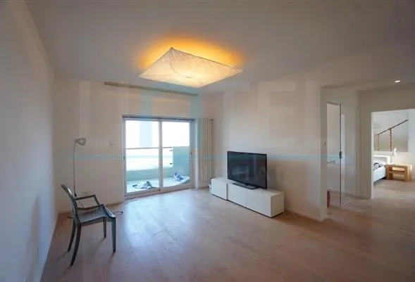 Rm 26D No 3 Ambassy Court(2)