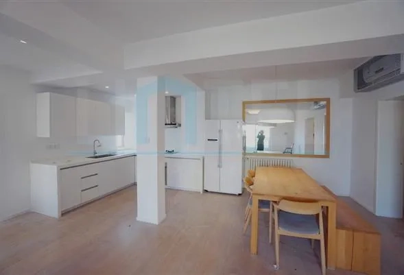 Rm 26D No 3 Ambassy Court(5)