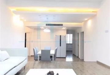 Rm 2701 No 4 Huang Pu Zhong Xin City(2)