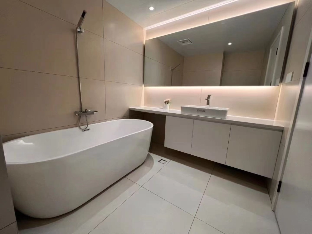 Rm 2701 No 4 Jing'an Riverside(7)