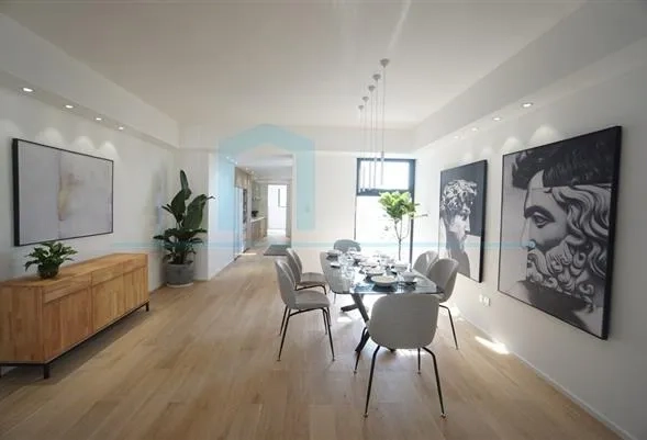 Rm 27A No 1 Chevalier Place(5)