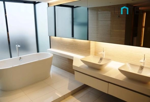 Rm 27B Kingsville(13)