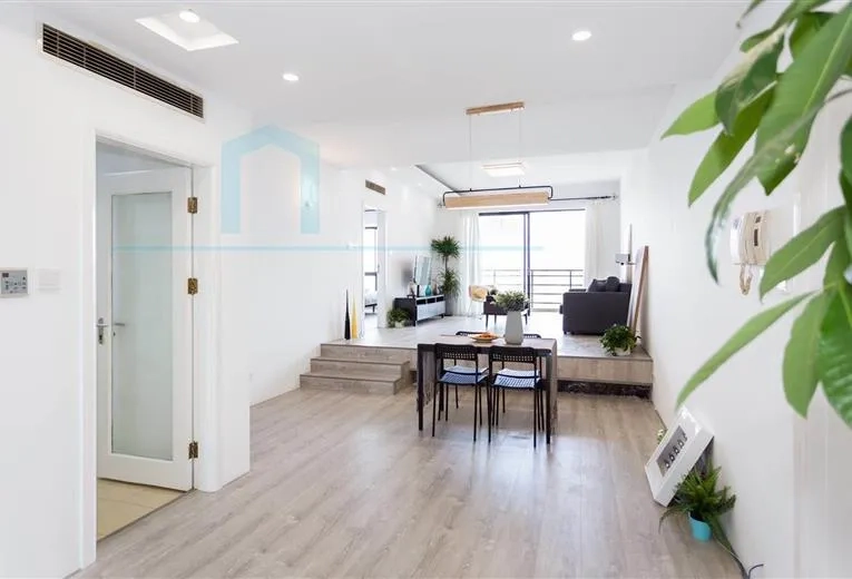 Rm 2801 No 3 Huang Pu Zhong Xin City