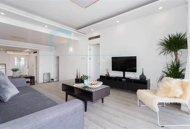 Rm 2801 No 3 Huang Pu Zhong Xin City(2)