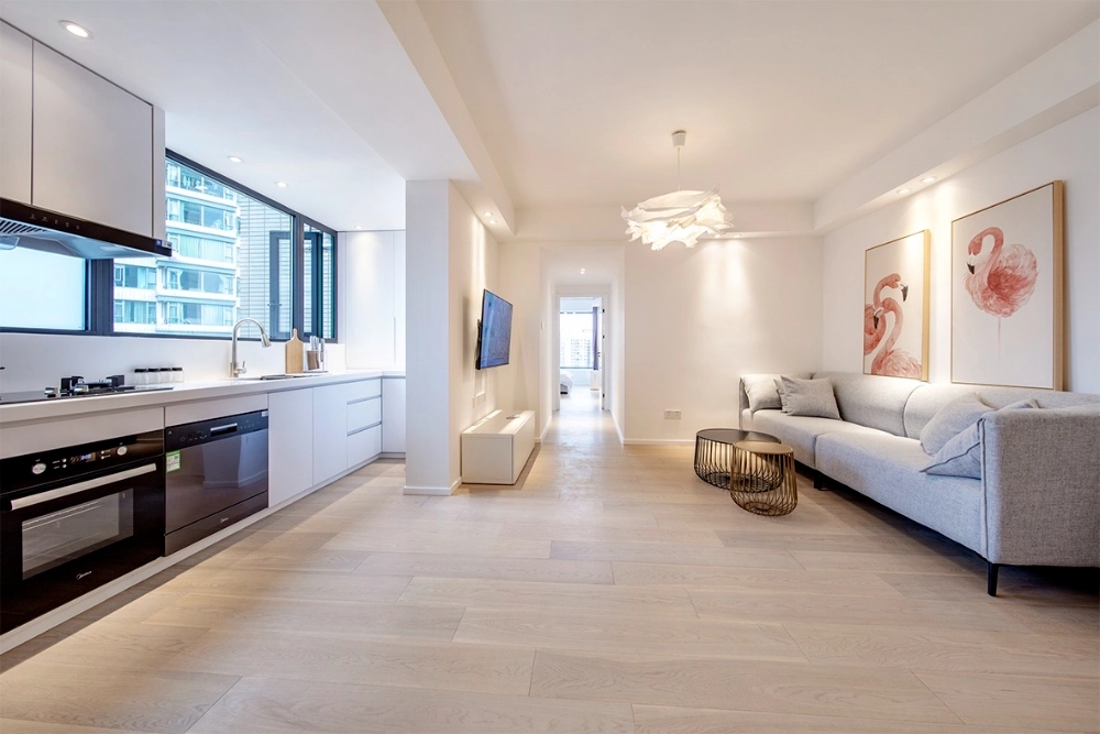 Rm 2801 No 9 Century Metropolis