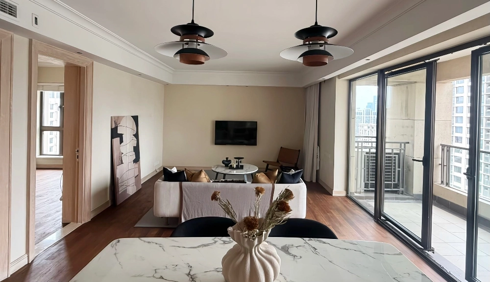 Rm 2802 No 12 Lakeville Regency