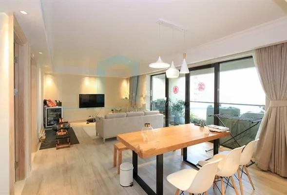 Rm 2802 No 12 Lakeville Regency