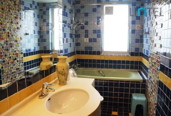 Rm 2802 No 2 Kings Park(12)