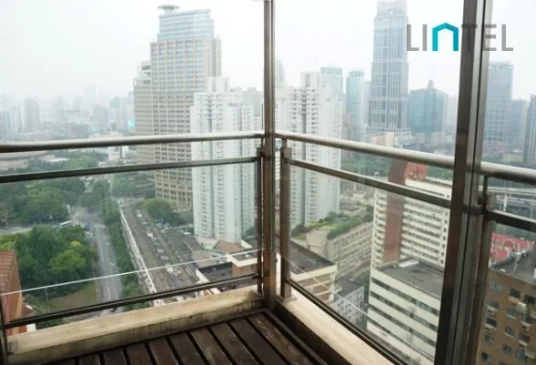 Rm 2802 No 2 Kings Park(3)