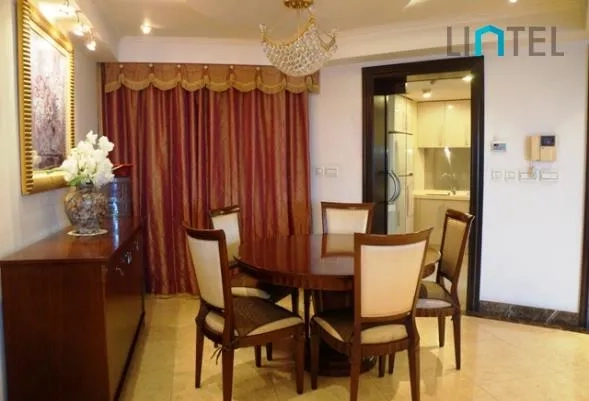 Rm 2802 No 2 Kings Park(4)