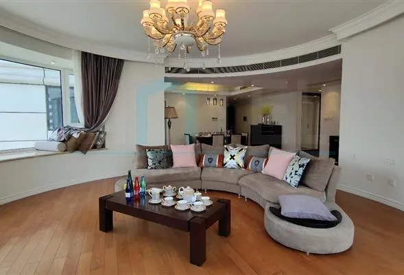 Rm 2803 No 7 Skyline Mansion(2)
