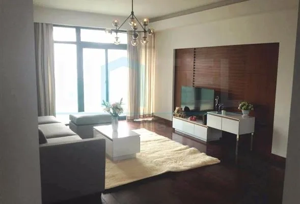 Rm 2803 No 8 Metropolis City