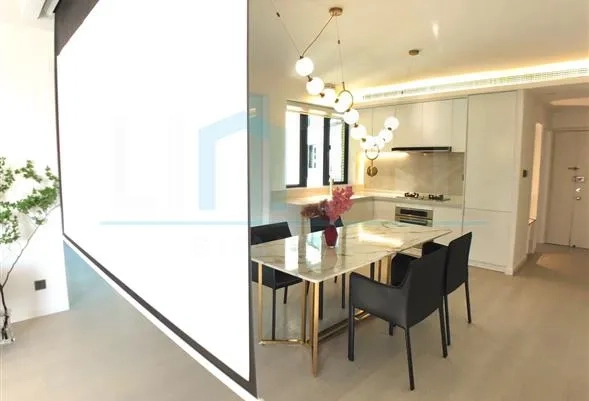 Rm 2806 No 10 Century Metropolis(4)