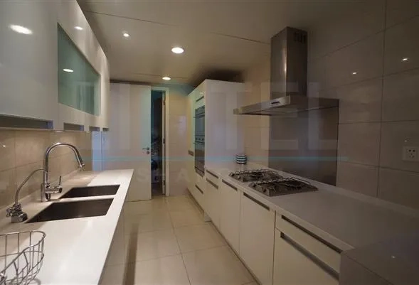 Rm 2807 No 2 Central Residence I(8)